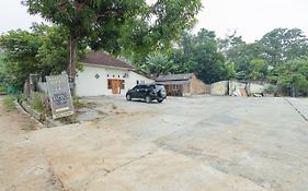 Boss Residence Serang Mitra Reddoorz